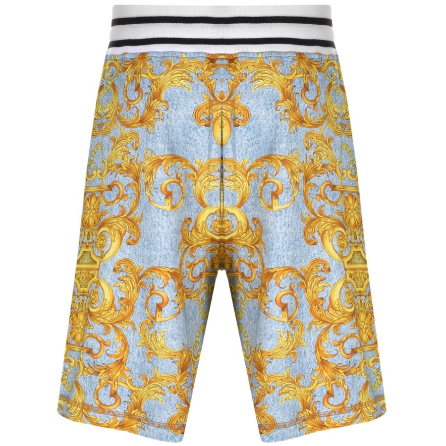 versace shorts outfit